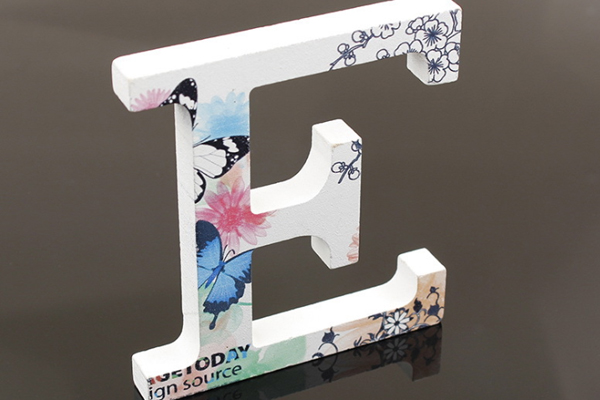 激光雕刻機(jī)加工的字 激光雕刻機(jī)加工的字